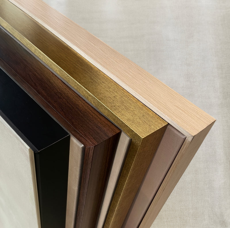 Canvas frame finishes shown at the corner: black, brown wood, gold and light wood